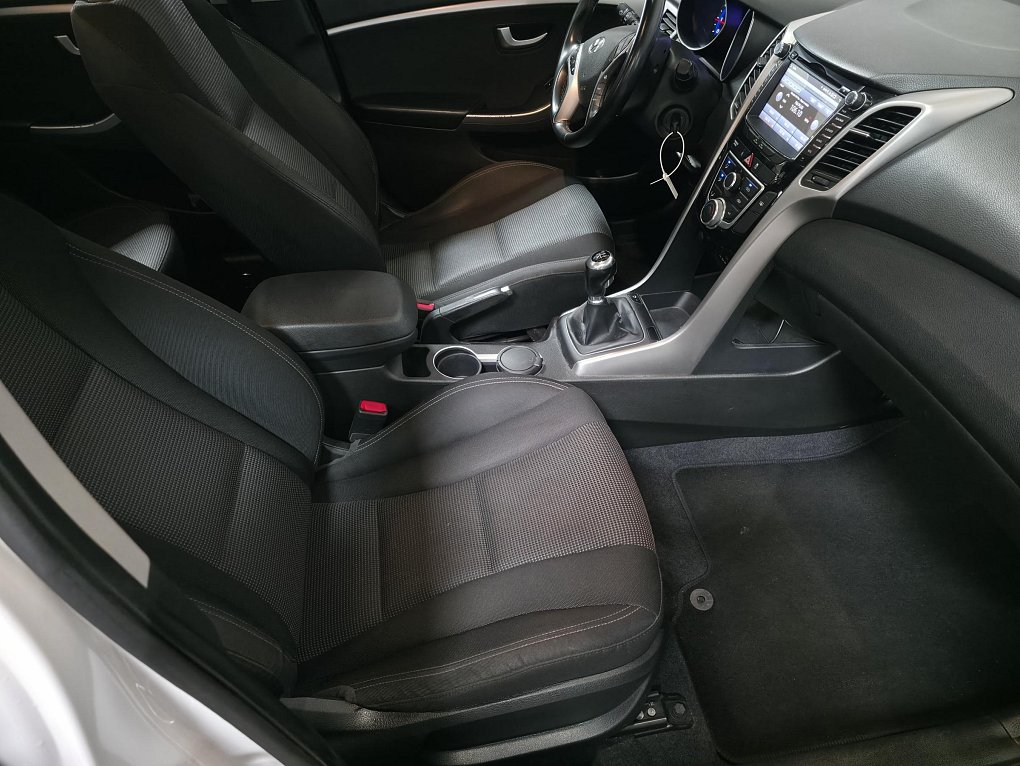Hyundai I30 1.6CVVT 