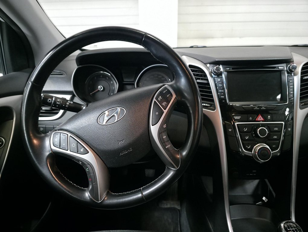 Hyundai I30 1.6CVVT 