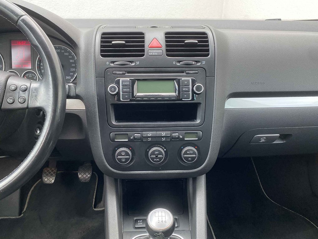 Volkswagen Golf 1.9TDI 