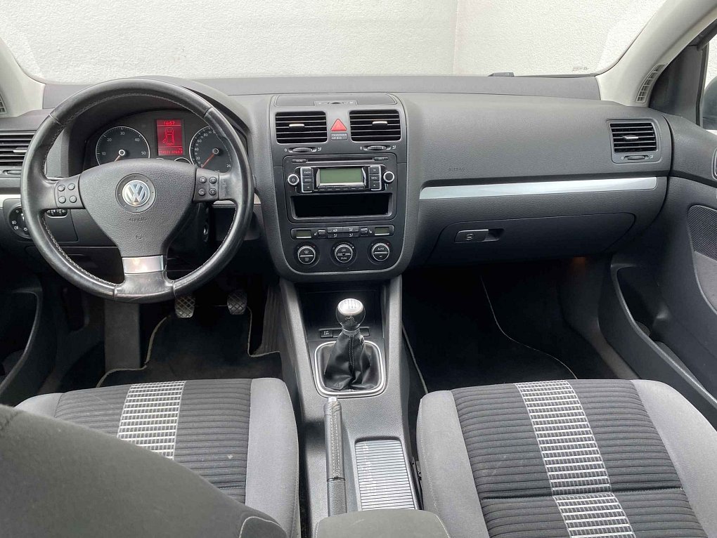 Volkswagen Golf 1.9TDI 