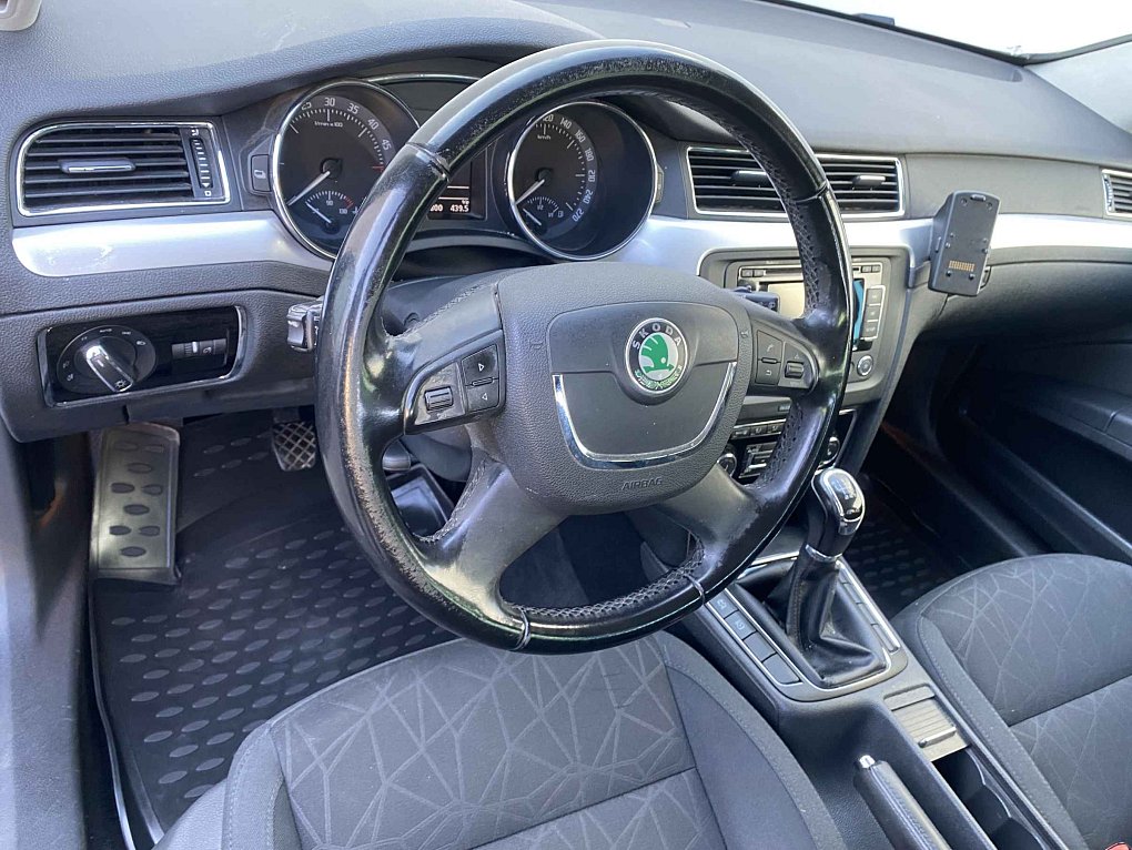 Škoda Superb II 2.0TDi Family 4x4