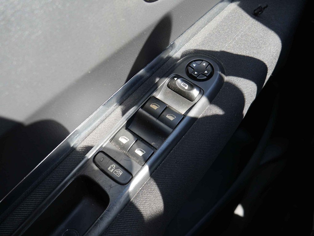 Peugeot 3008 1.6VTi 
