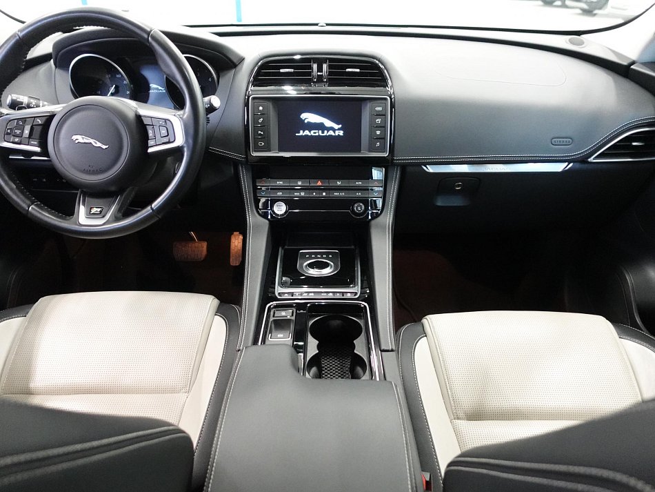 Jaguar F-Pace 3.0d  4x4