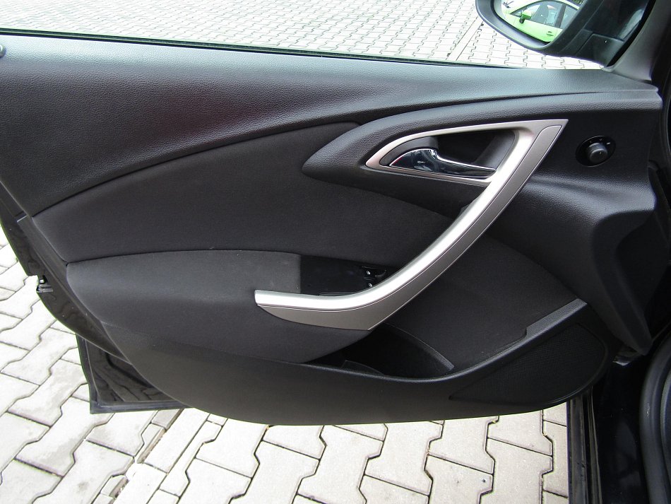 Opel Astra 1.4T 