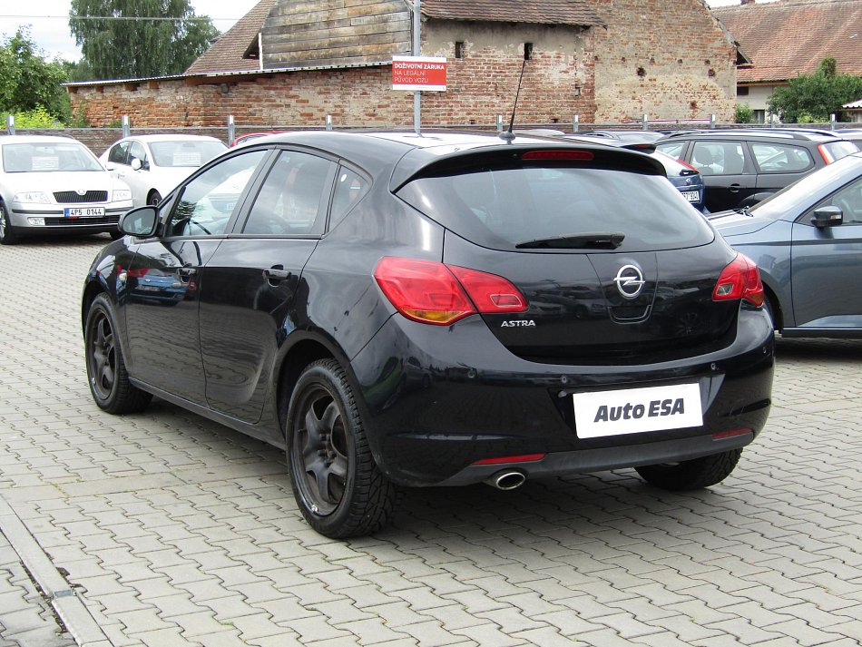 Opel Astra 1.4T 