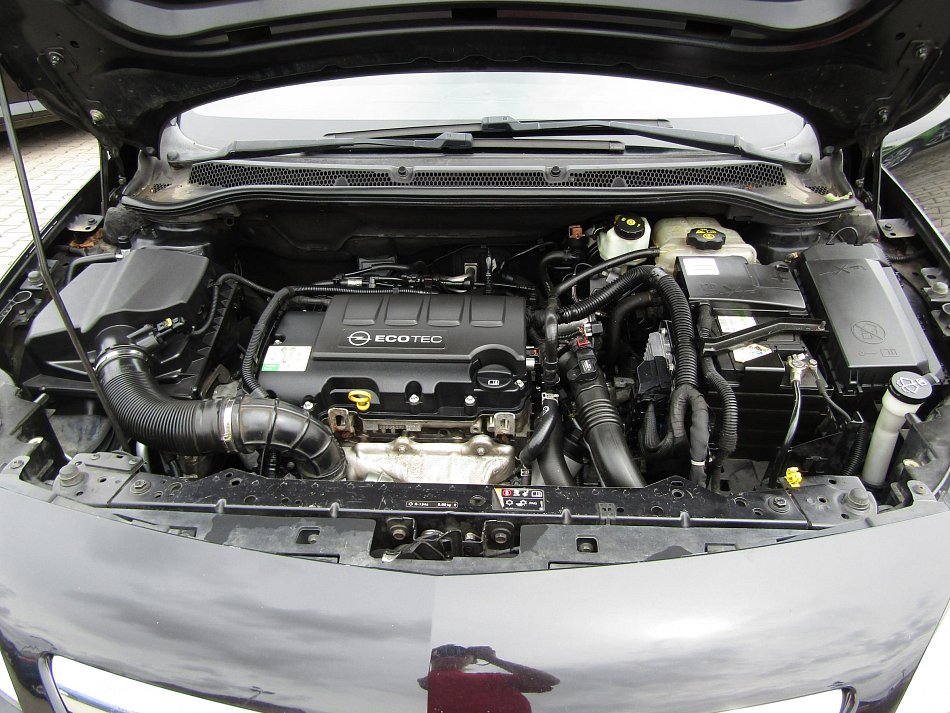 Opel Astra 1.4T 