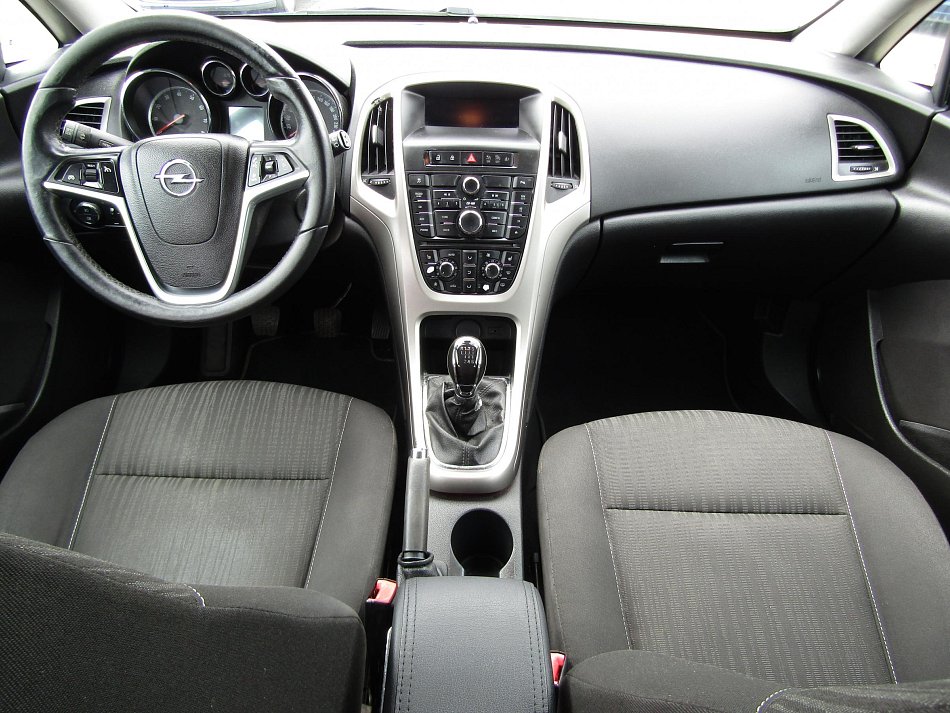 Opel Astra 1.4T 