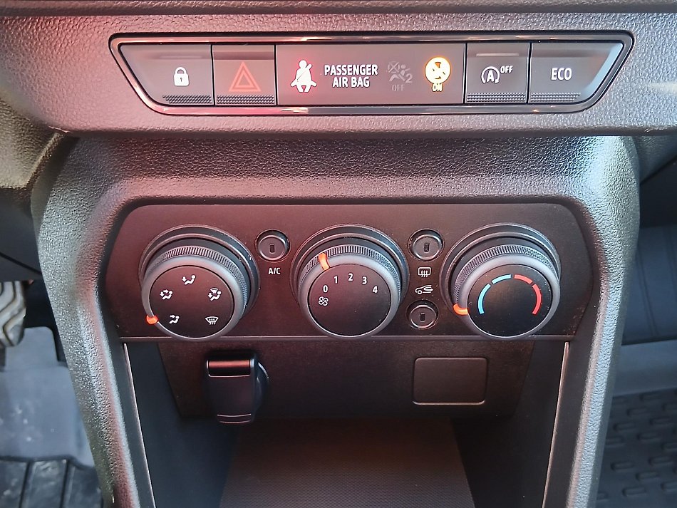 Dacia Sandero 1.0i 