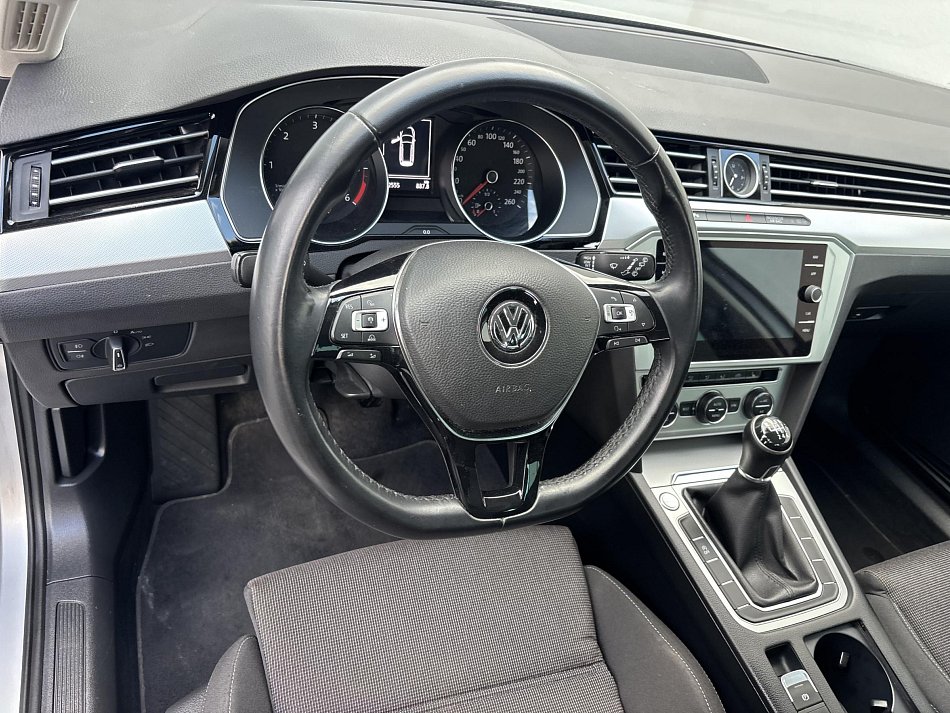Volkswagen Passat 1.6 TDi Comfortline