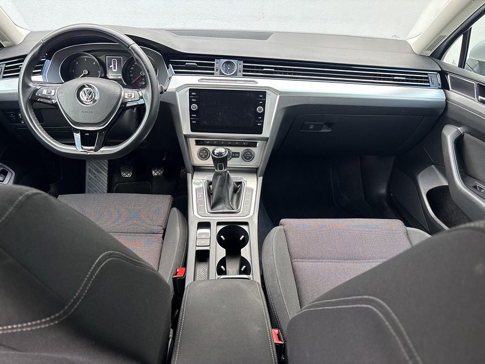 Volkswagen Passat 1.6 TDi Comfortline