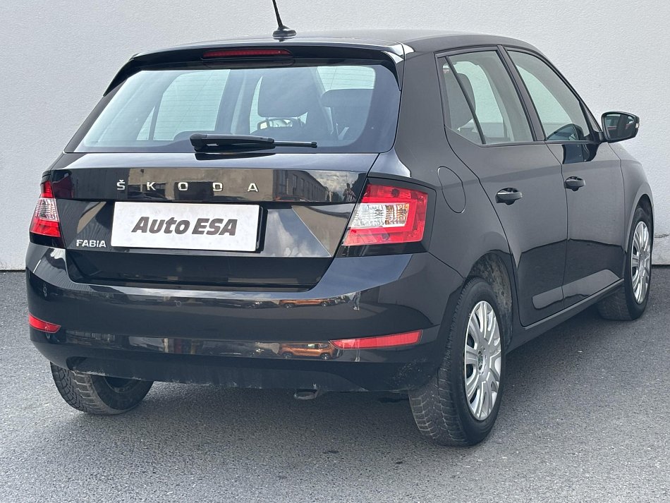 Škoda Fabia III 1.0 TSi Cool Edition