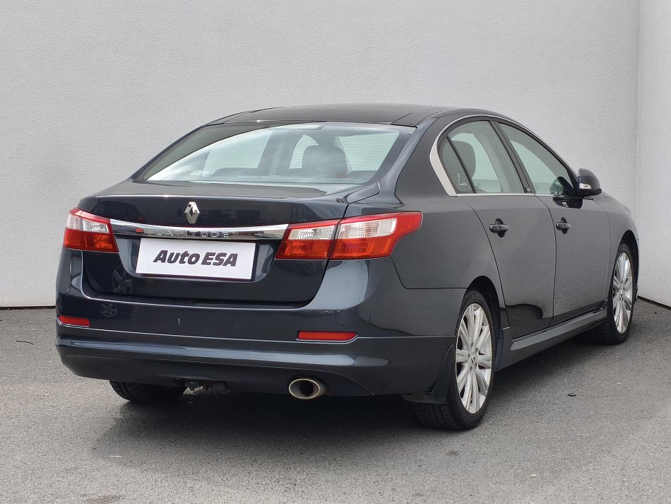 Renault Latitude 2.0 dCi 