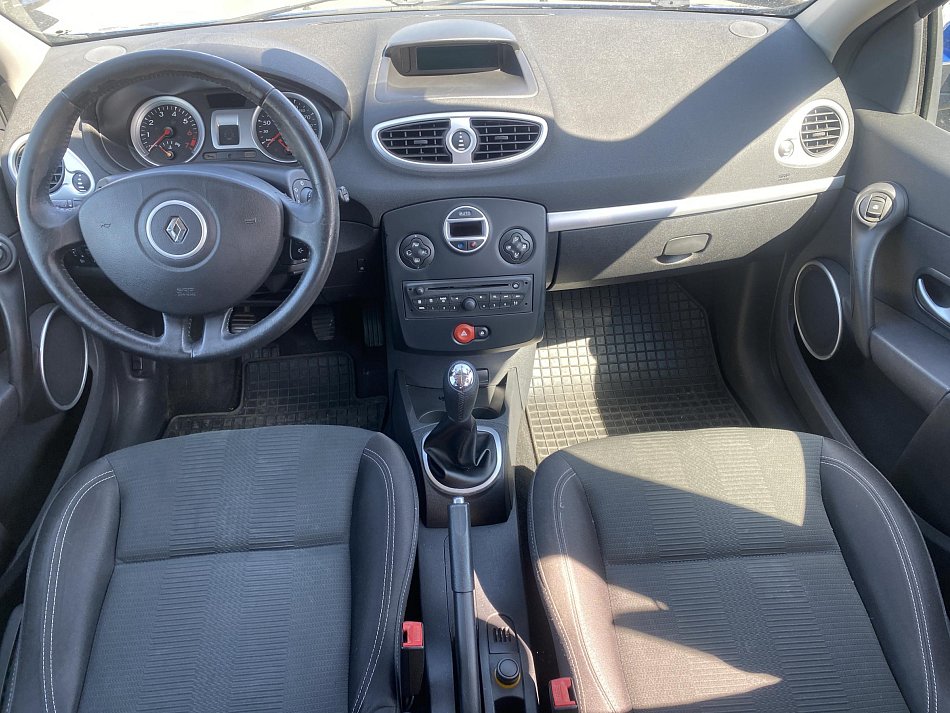 Renault Clio 1.2i 
