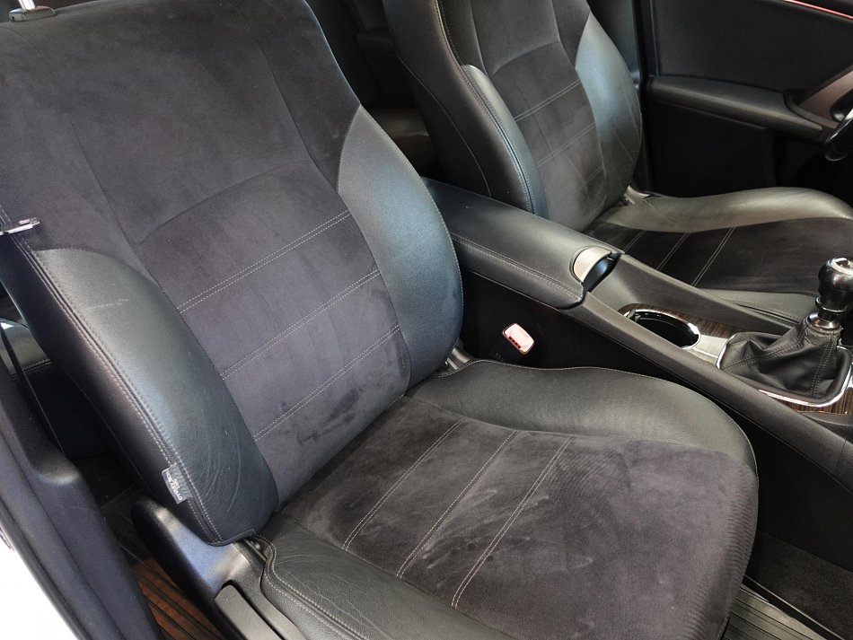 Toyota Avensis 2.0D-4D 