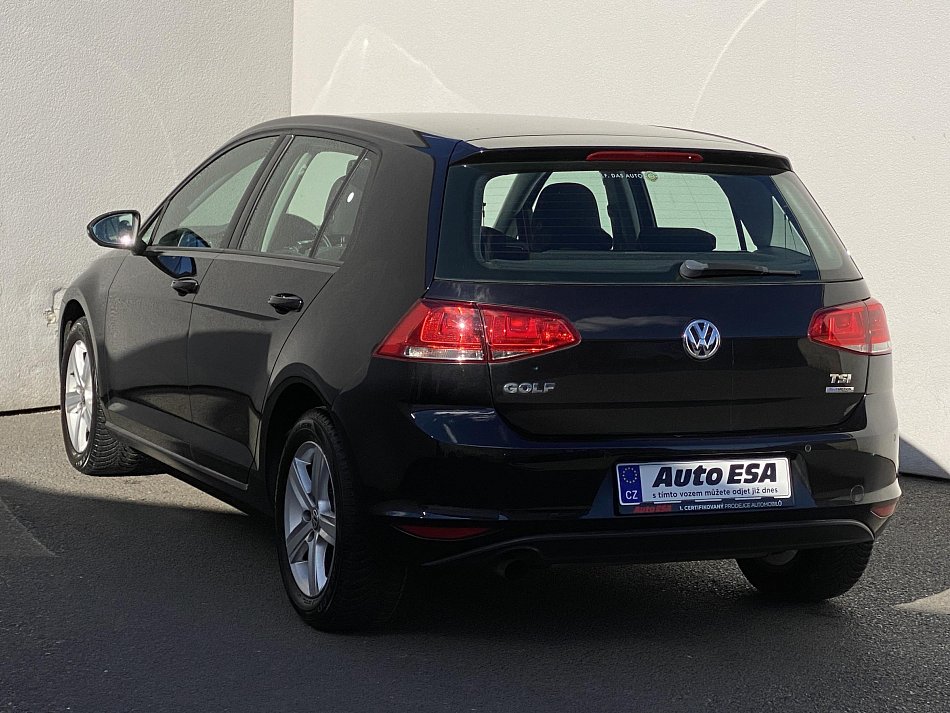Volkswagen Golf 1.2 TSi Comfortline VII