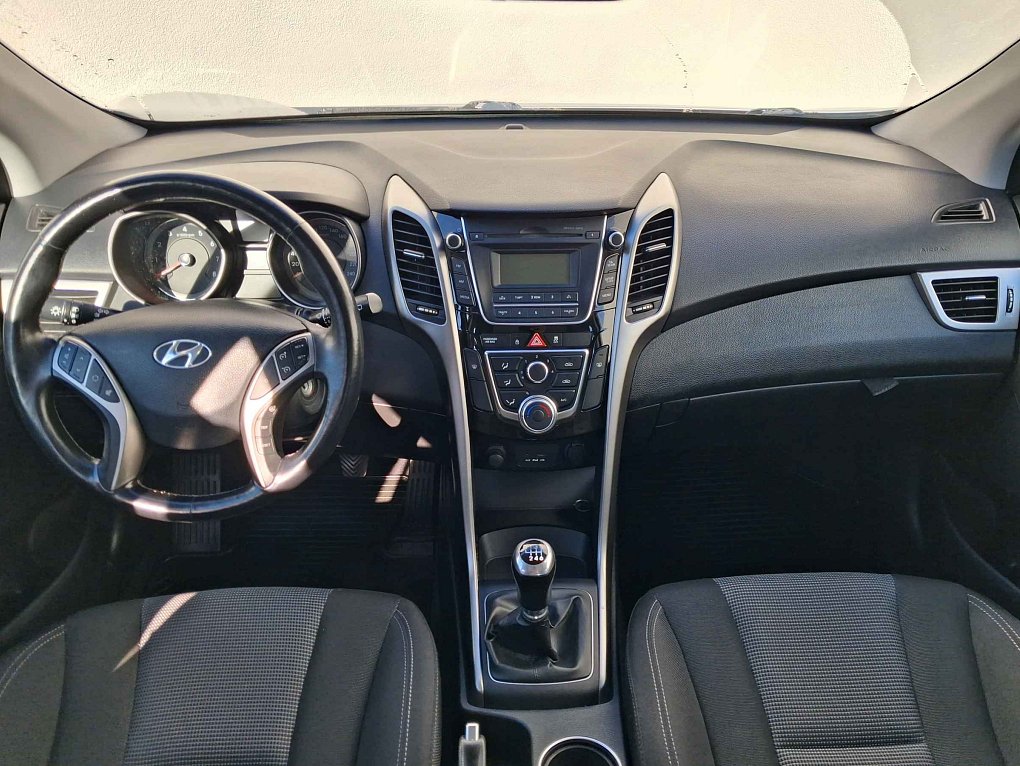 Hyundai I30 1.4 i 