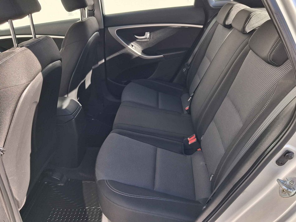 Hyundai I30 1.4 i 