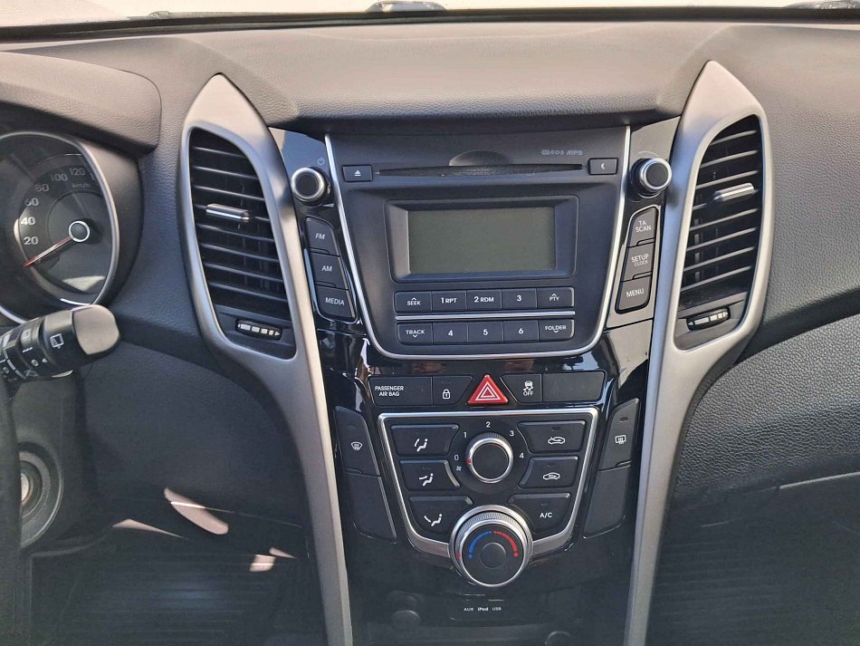 Hyundai I30 1.4 i 