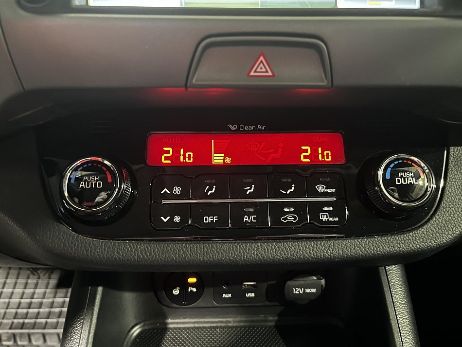 Kia Sportage 2.0 CRDi Premium 2WD