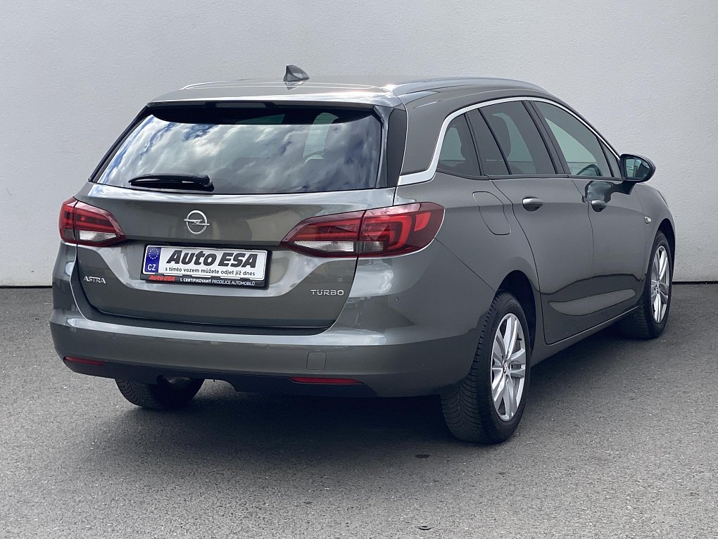 Opel Astra 1.4 T Dynamic