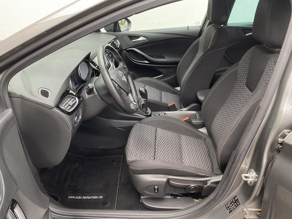 Opel Astra 1.4 T Dynamic