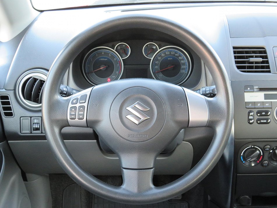 Suzuki SX4 1.5i 