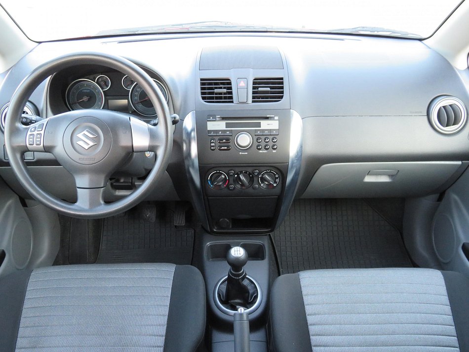 Suzuki SX4 1.5i 