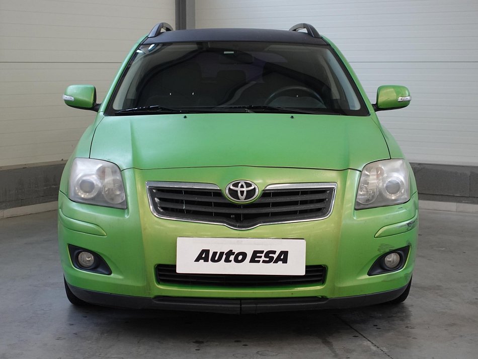Toyota Avensis 1.8i 