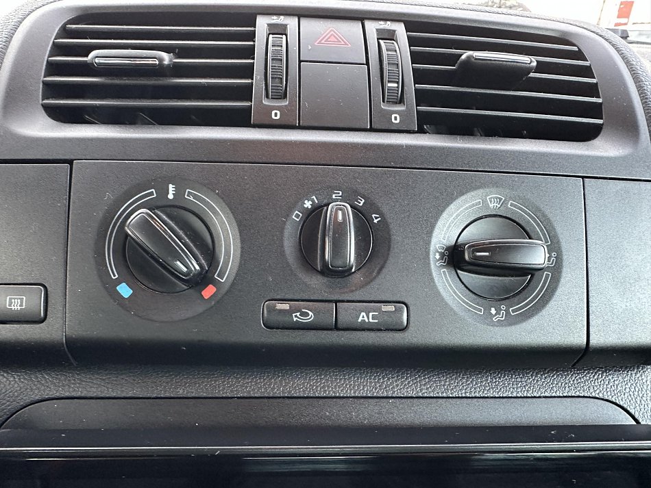 Škoda Fabia II 1.2 TSi Ambiente