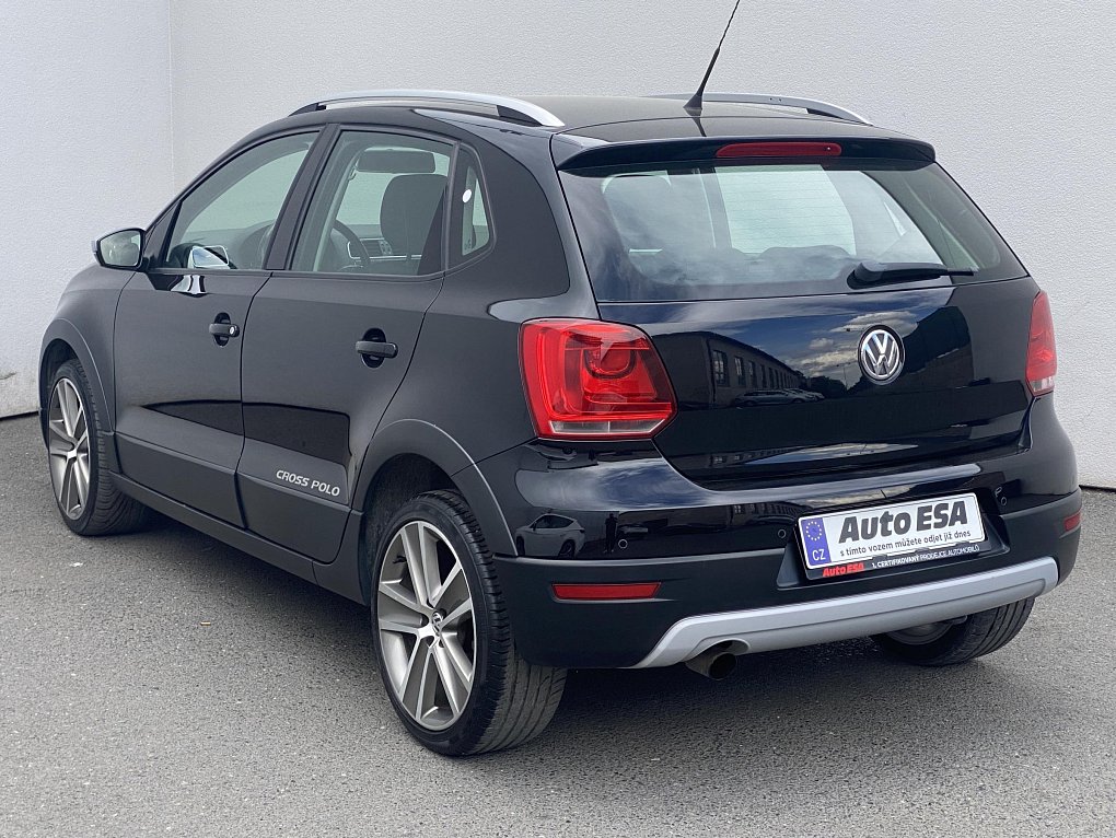 Volkswagen Polo 1.2 TSi CROSS