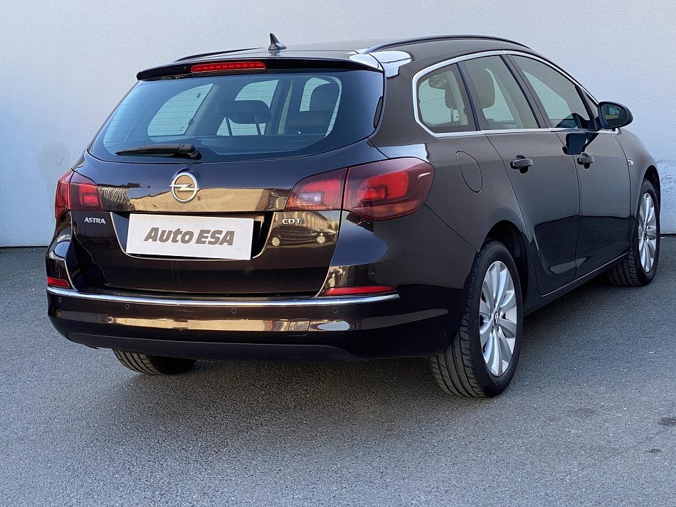 Opel Astra 1.6 CDTi 