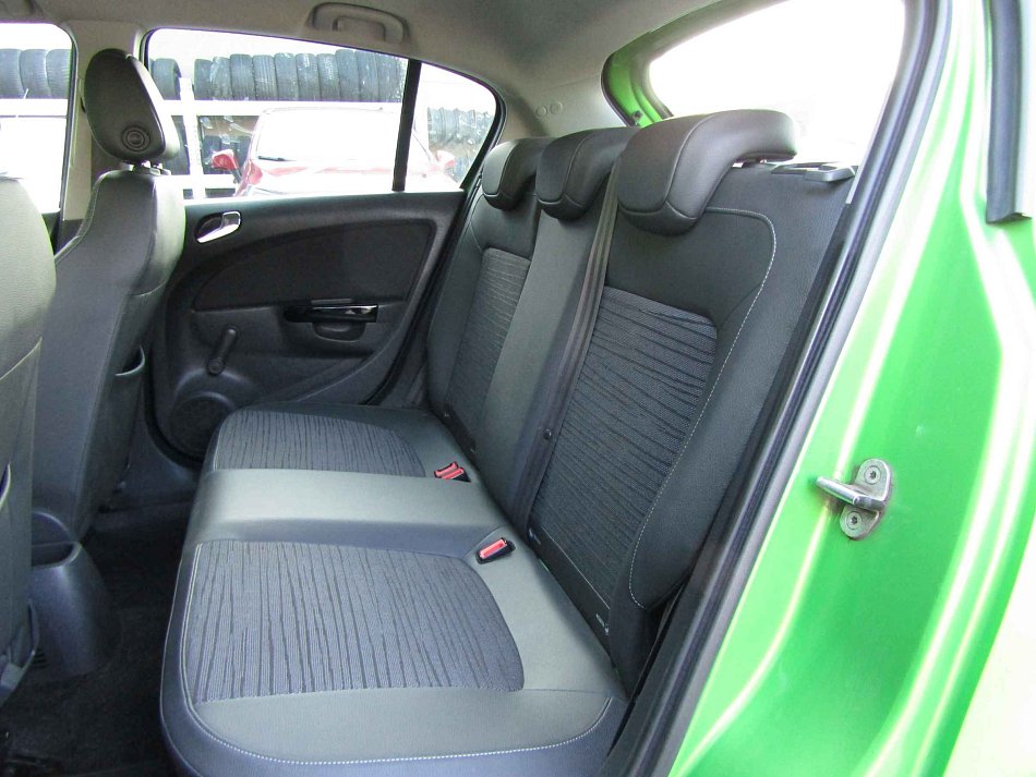 Opel Corsa 1.2i Active