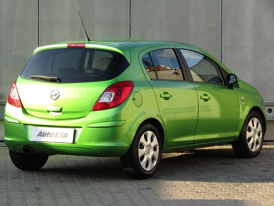 Opel Corsa 1.2i Active