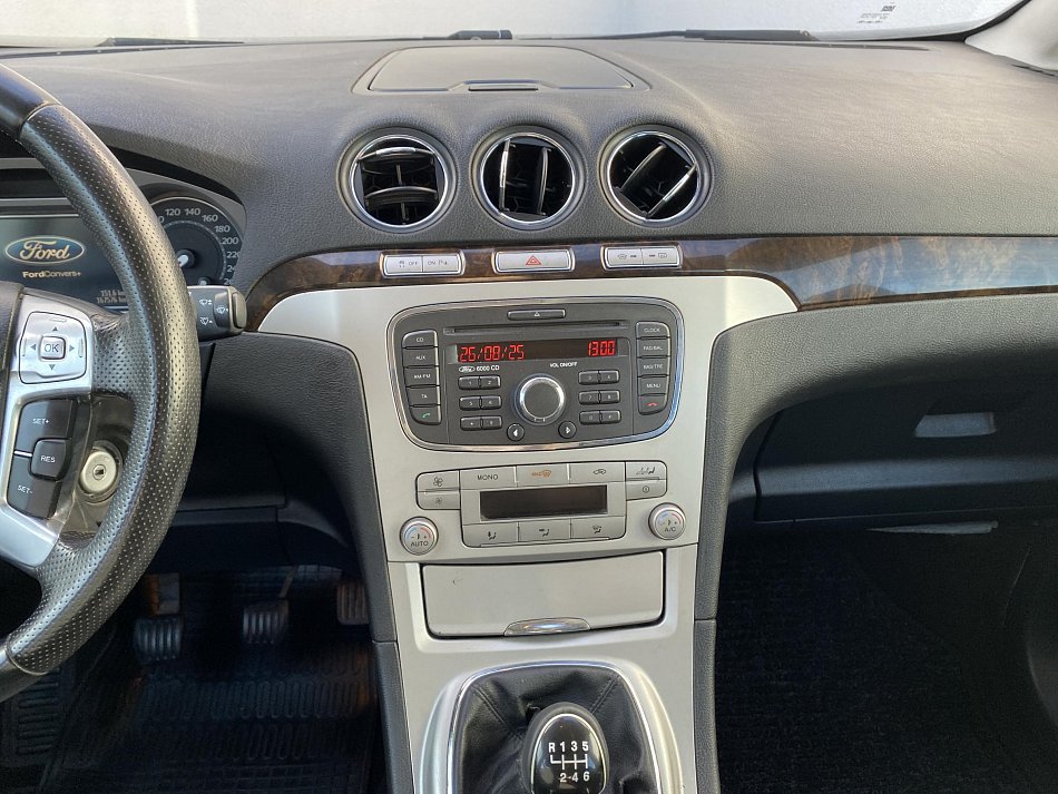 Ford Galaxy 2.0 TDCi Ghia 7míst