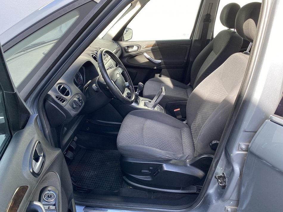 Ford Galaxy 2.0 TDCi Ghia 7míst