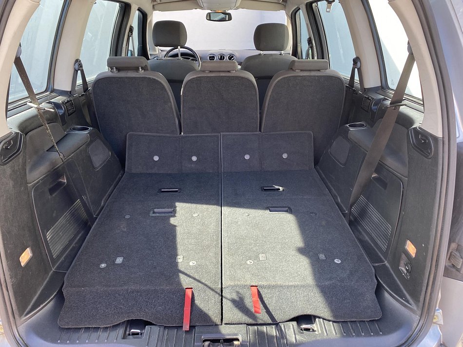 Ford Galaxy 2.0 TDCi Ghia 7míst