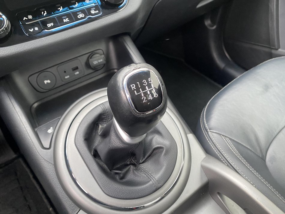 Kia Sportage 2.0 CRDI Platinum 4WD