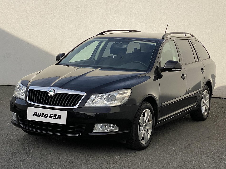 Škoda Octavia II 2.0TDi Elegance