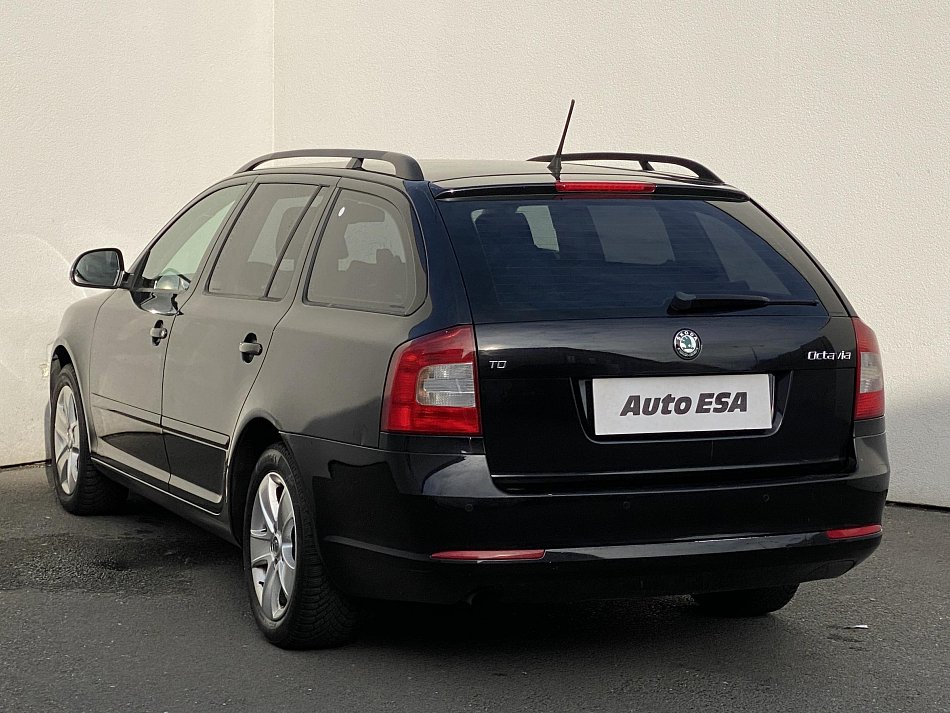 Škoda Octavia II 2.0TDi Elegance