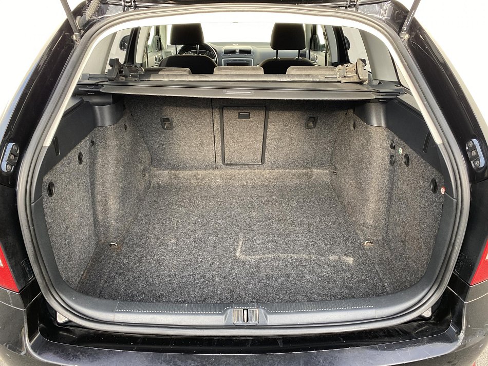 Škoda Octavia II 2.0TDi Elegance