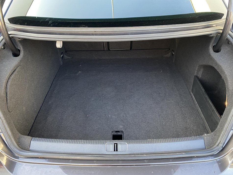 Volkswagen Passat CC 2.0 TDi 