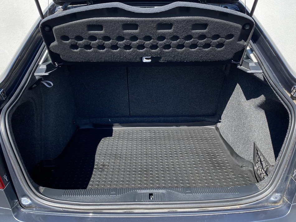 Škoda Octavia II 1.6i Ambiente