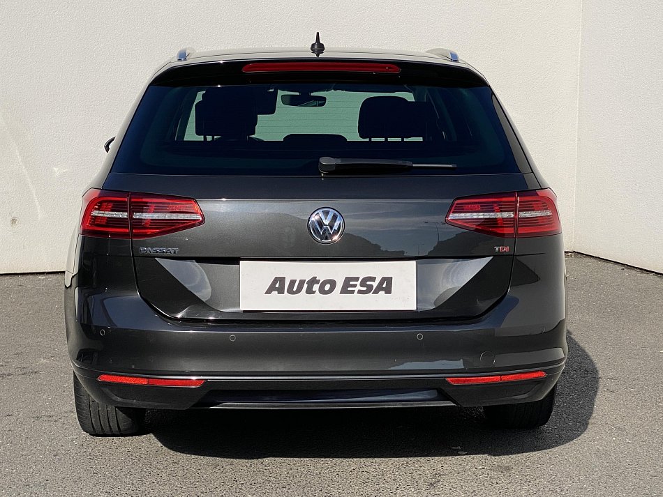 Volkswagen Passat 1.6 TDI 