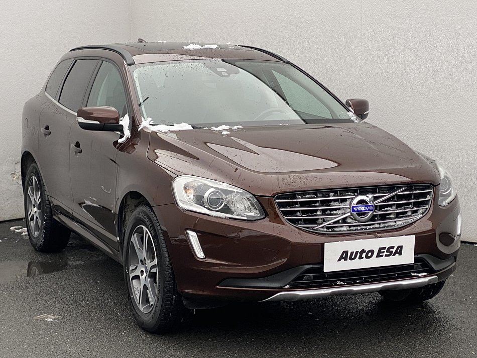 Volvo XC60 2.4 D4 Momentum AWD