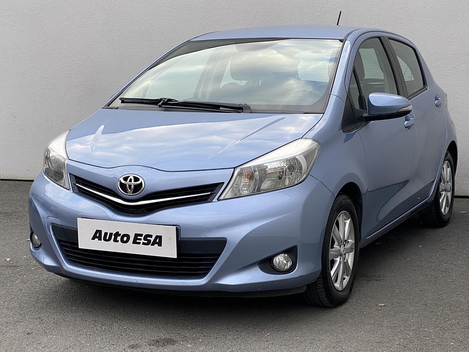 Toyota Yaris 1.3 VVT-i Active