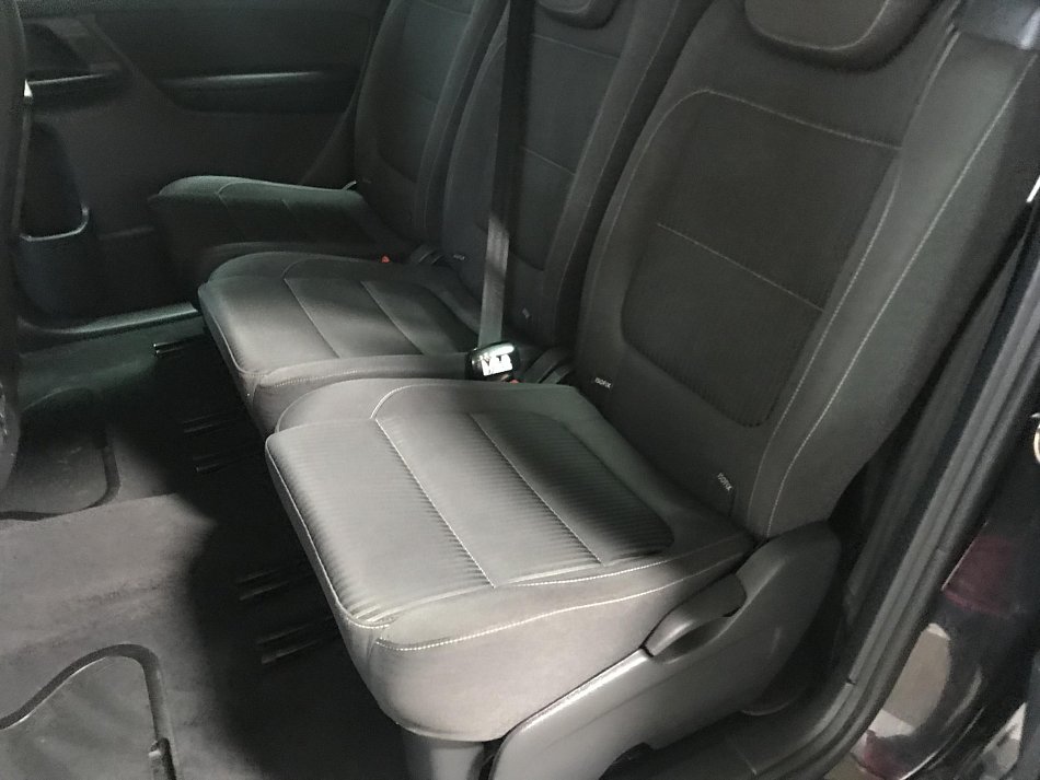 Seat Alhambra 2.0 TDi Style 7míst