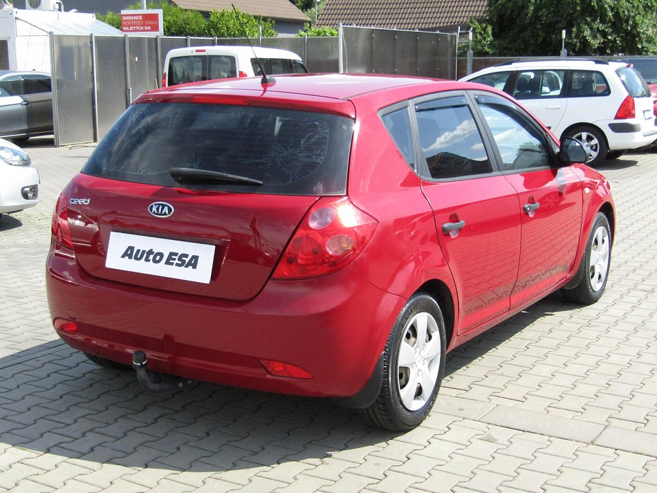 Kia Ceed 1.4CVVT 