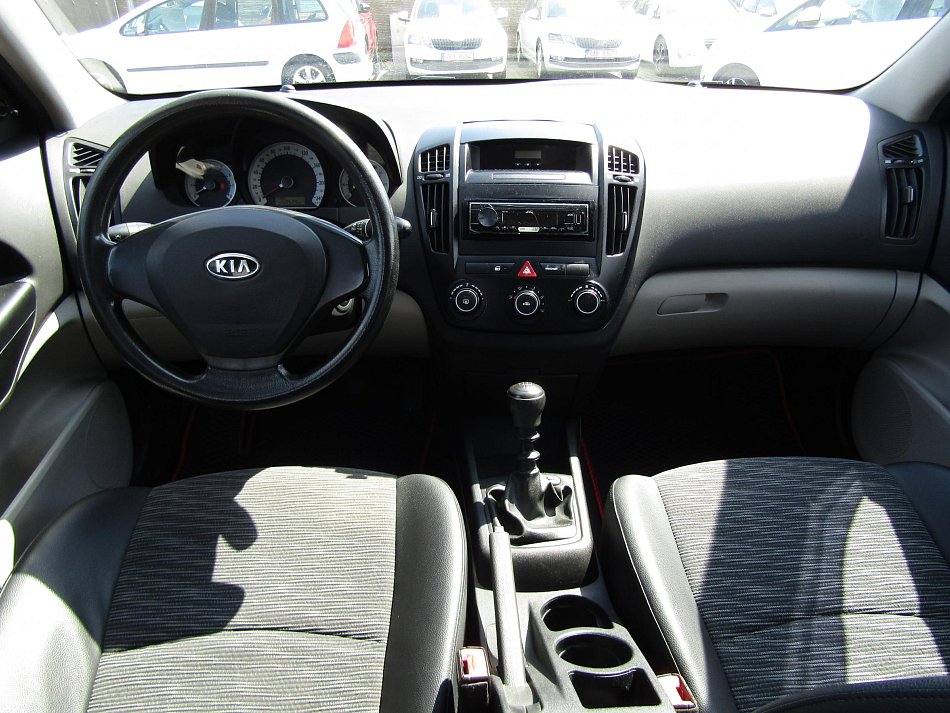 Kia Ceed 1.4CVVT 