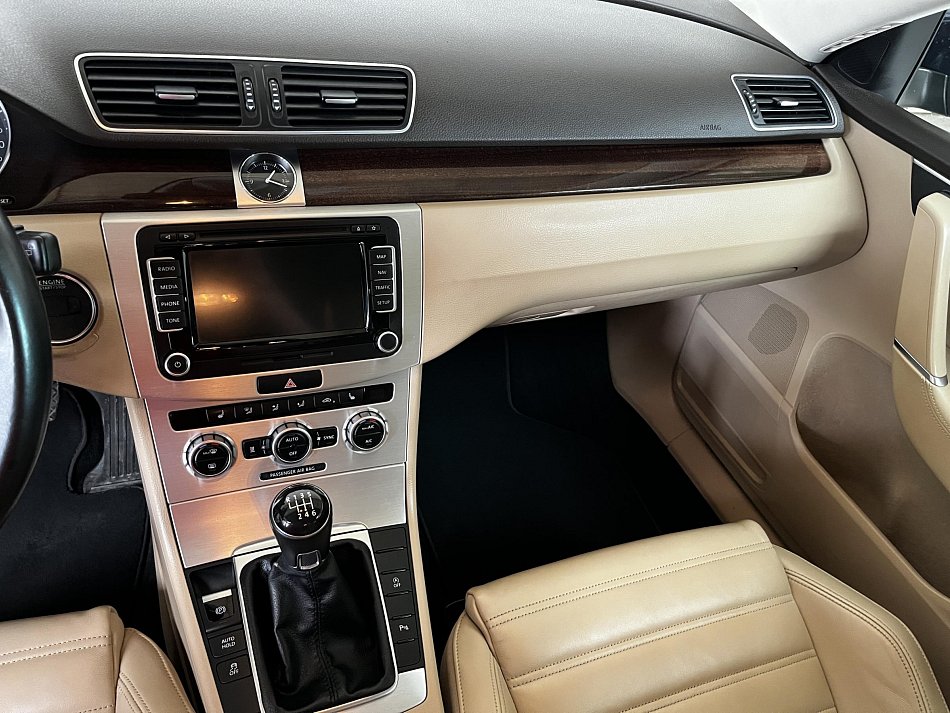 Volkswagen Passat 2.0 TDi Highline