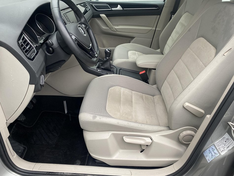Volkswagen Sportsvan 1.4 TSi Highline